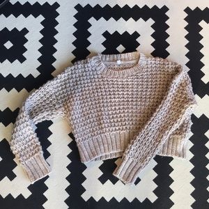 Grey/cream crop sweater in perfect condition